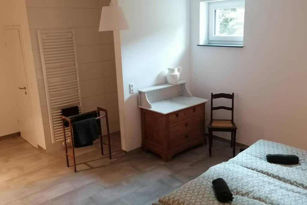 Hinterland Apartment *